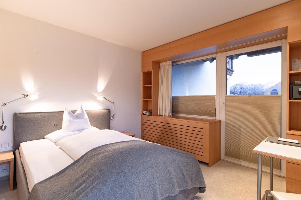 Kamer met Queensize Bed