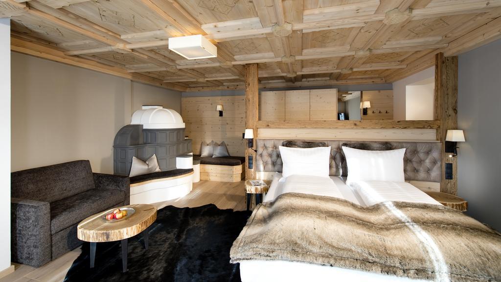 Luxe Suite